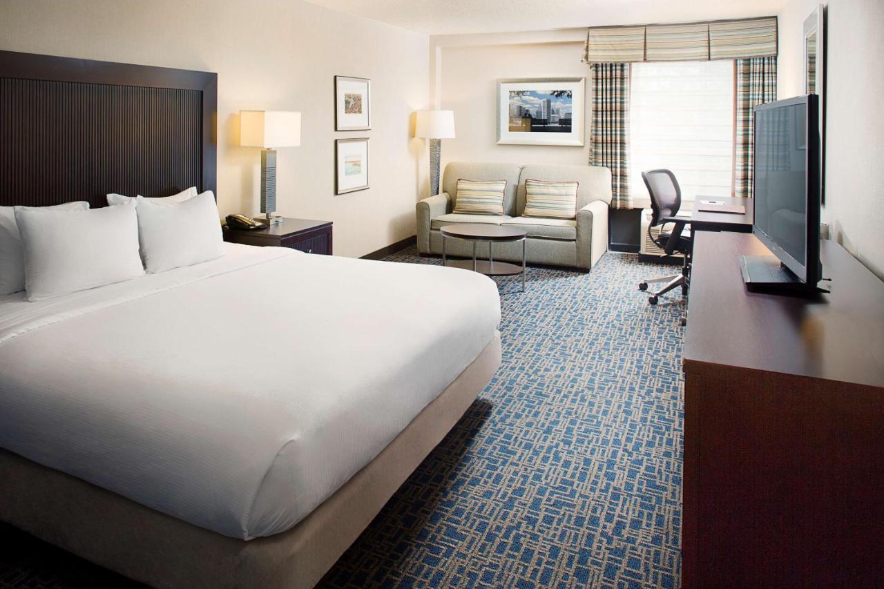 Doubletree By Hilton Baltimore - BWI Airport Линтикам Экстерьер фото